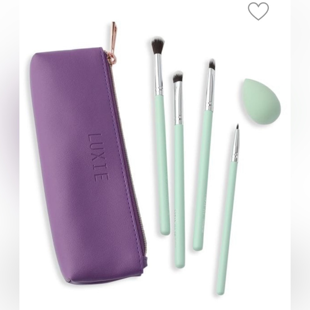 Luxie 5 piece brush & sponge set